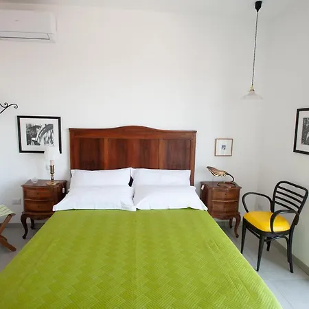 Ichome - Maison D'artiste Vendégház 2*