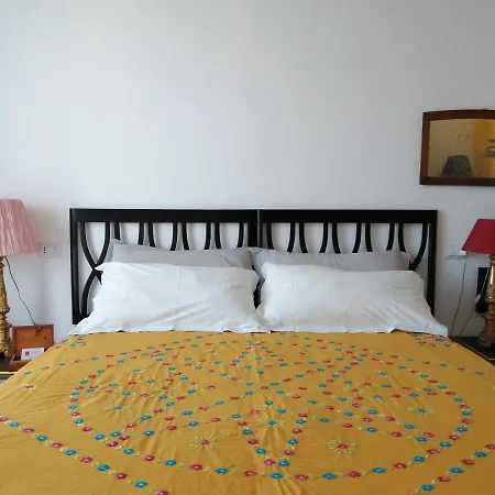 Vendégház Ichome - Maison D'artiste Nápoly