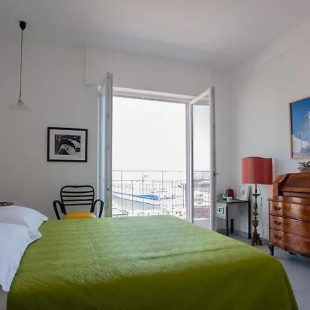 Ichome - Maison D'artiste Pensionat Neapel